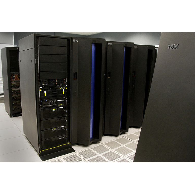 IBM construye supercomputadora con la que planea superar a China
