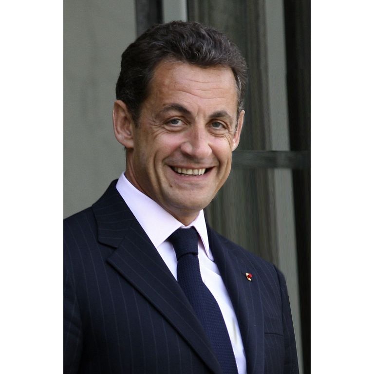 Sarkozy invita a la reunin G8 de internet a los creadores Facebook, Google y Amazon